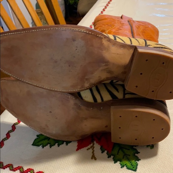 Custom made boots with matching belt tiger stripes - Picture 10 of 17
